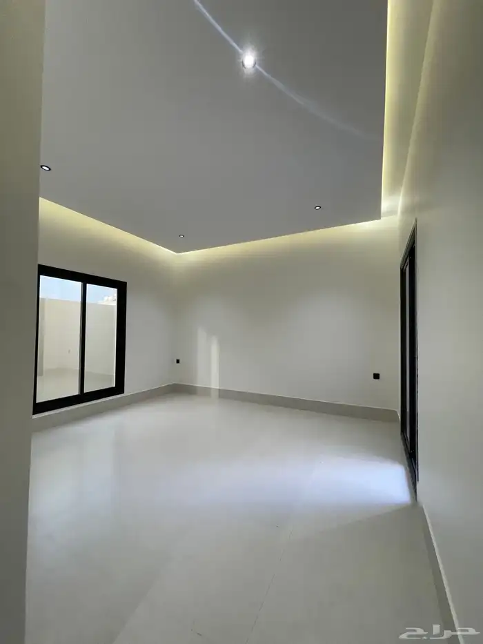 للبيع فيلا دوبلكس تشطيب راقي بحي الضيافه خميس مشيط 32