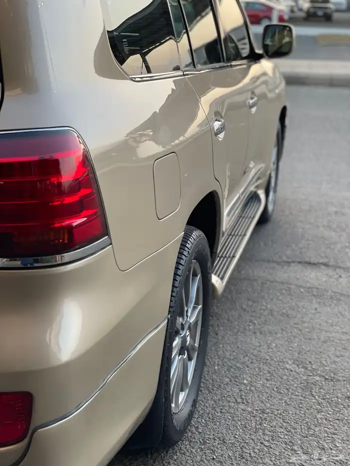 جيب لكزس فل 9