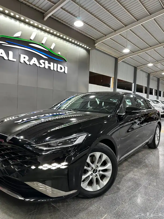 كيا K8 نص فل 2022 اسود لدى معرض(عبيد الرشيدي) 2
