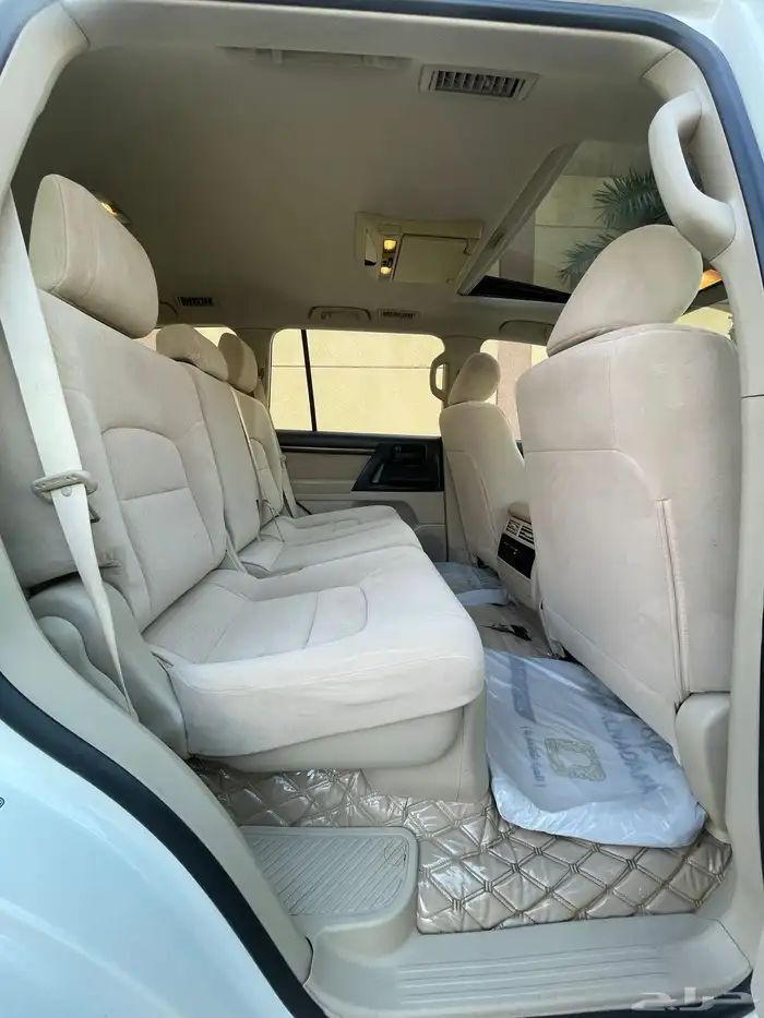 تويوتا- لاند كروزر-2019-GXR-ديزل- V8-قمه النظافه 28