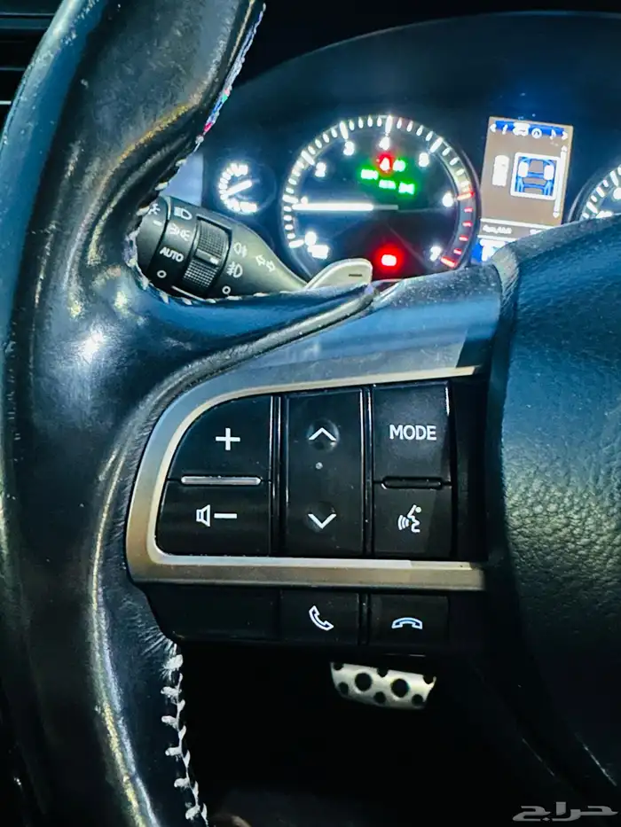 للبيع لكزس LX570s الموديل 2018 محركات وكاله السعر 225000 26