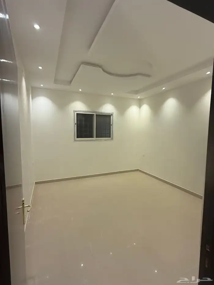 شقه جديده للإيجار بحى الخليج شرق شارع ابن الهيثم 7