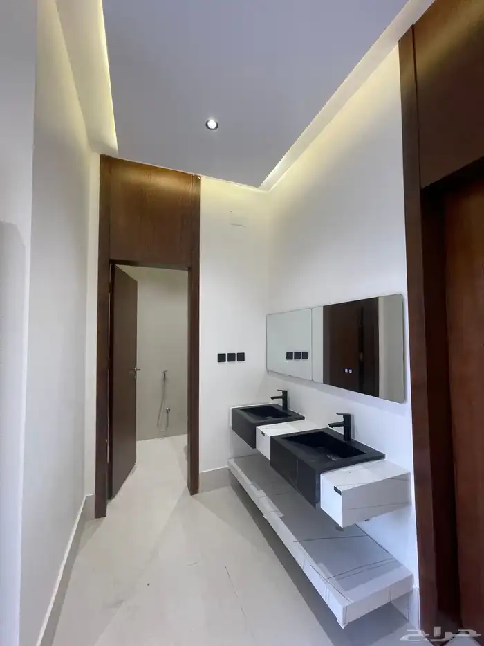 للبيع فيلا دوبلكس تشطيب راقي بحي الضيافه خميس مشيط 5