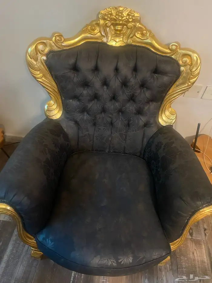 للبيع كنب خشب تركي 2