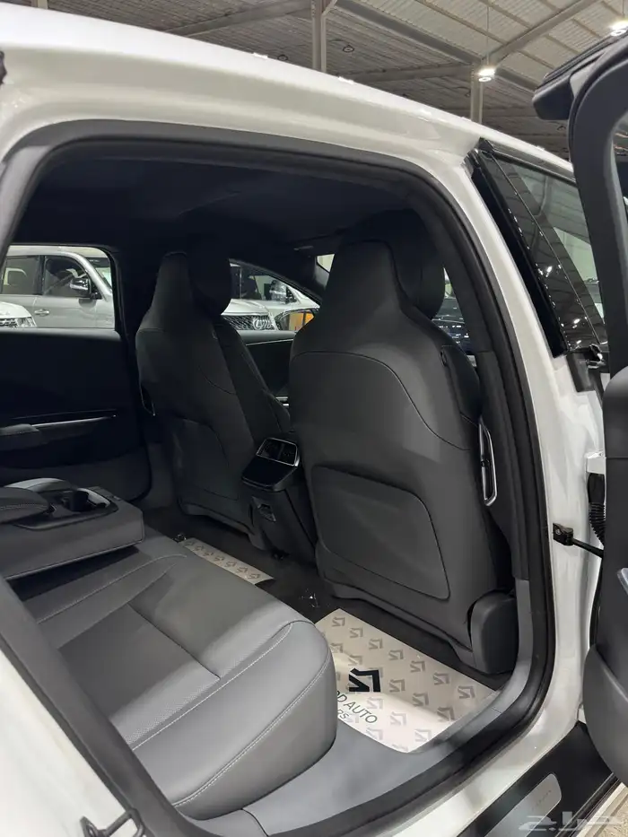 لوسيد اير بيور موديل 2024 جديد 12