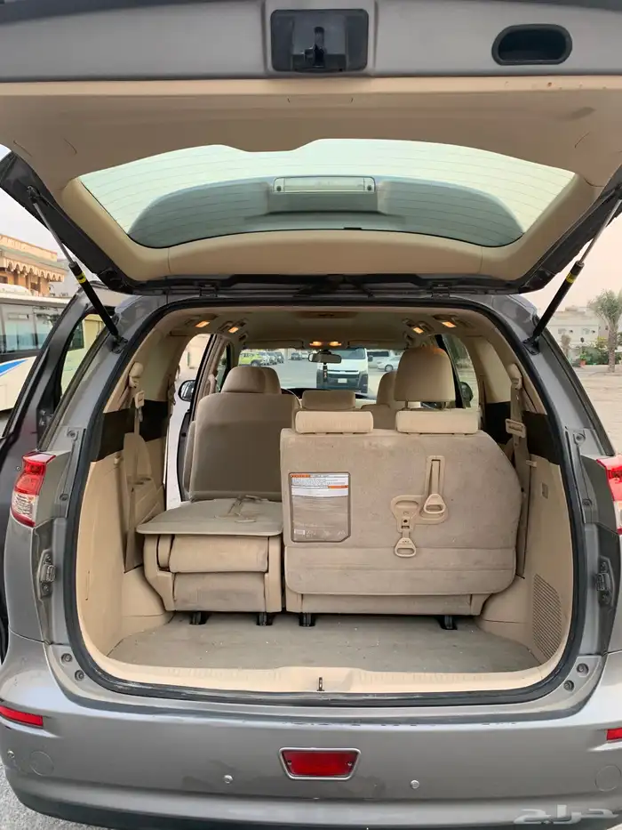 تويوتا بريفيا 2017 10