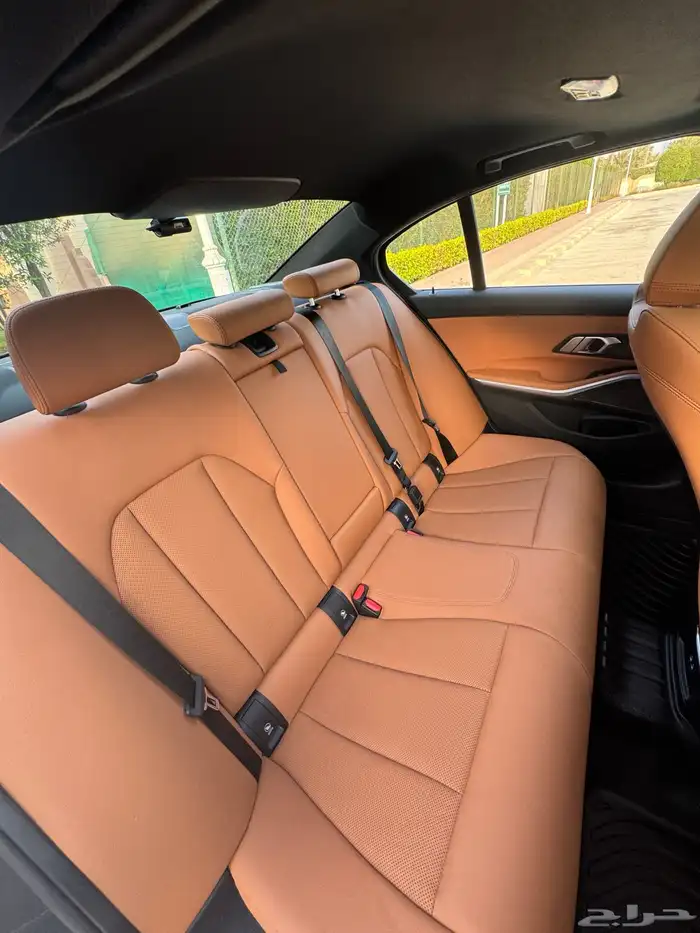 BMW 320i 2025 بي ام دبليو الفئة الثالثة 6