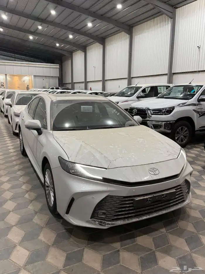 كامري 2025-LEنص فل بنزين خليجي عرض خاص 1