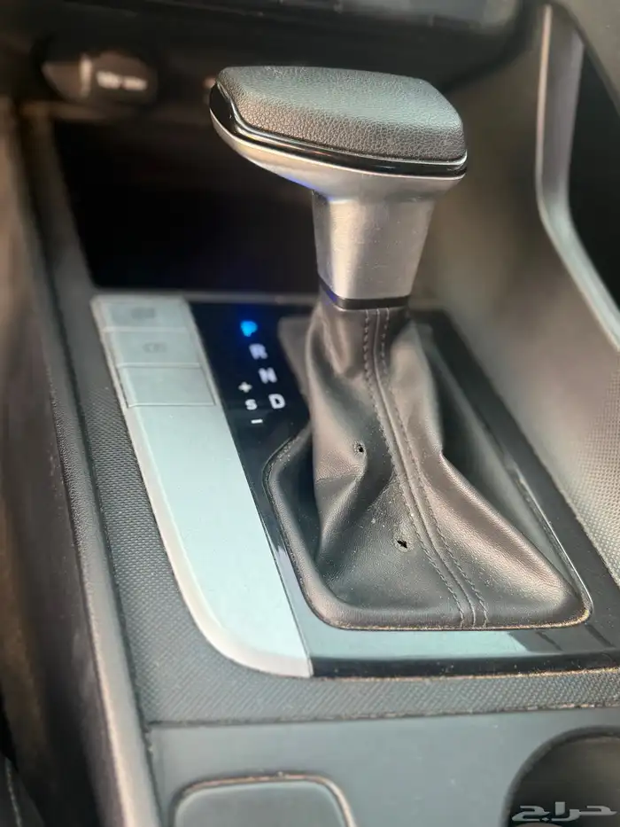 النترا 2021 بنزين لونه زيتي 13