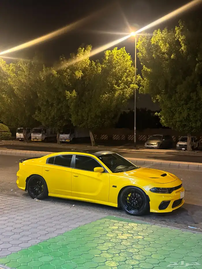 دودج تشارجر 2016 فل كامل اصفر لؤلؤي 14