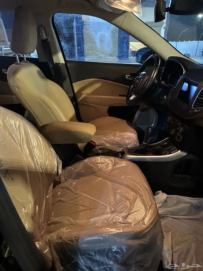 جيب كومباس دبل 9