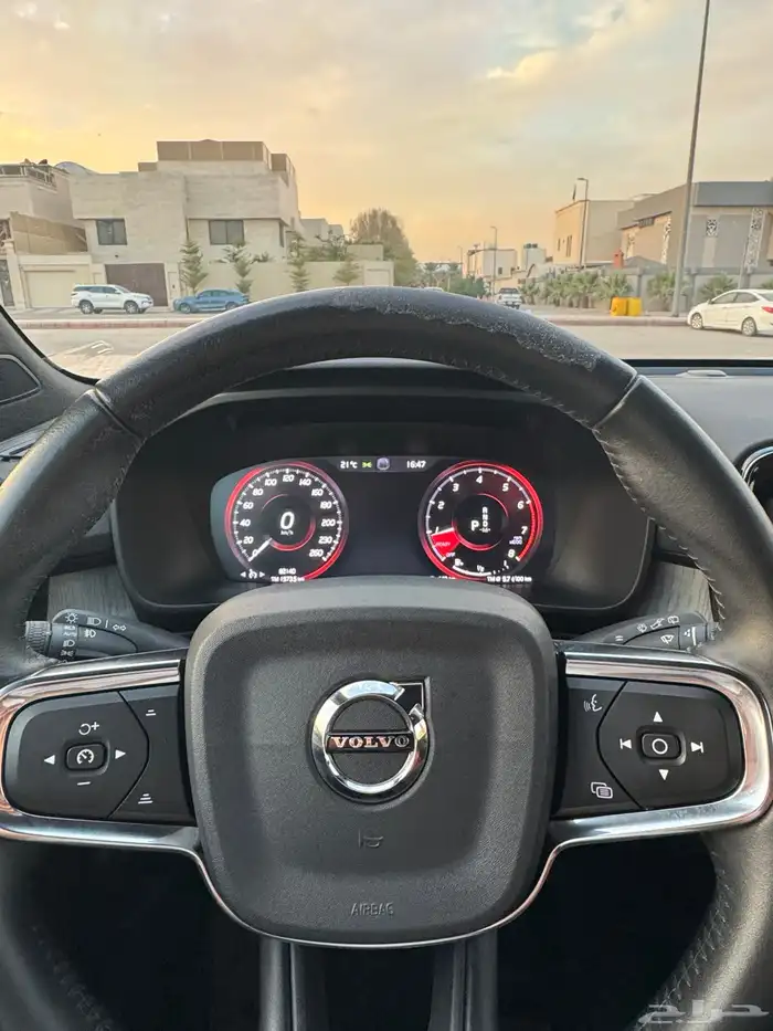 فولفو XC40 T5 Inscription اعلى فئة 17