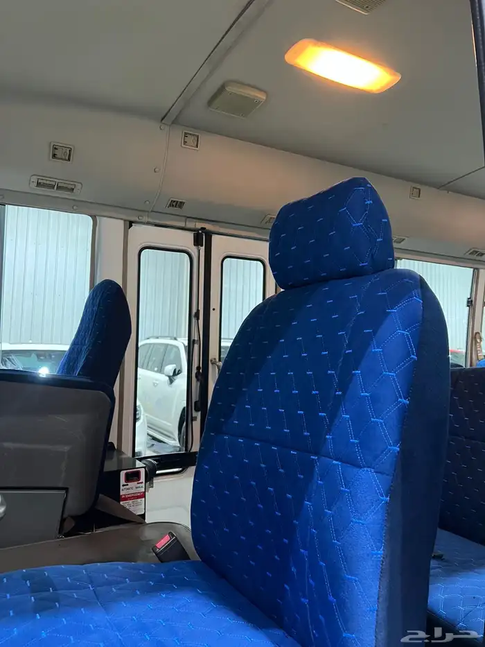 للبيع باص ميتسوبيشي روزا ديزل موديل 2014 مخزن 30 راكب 11