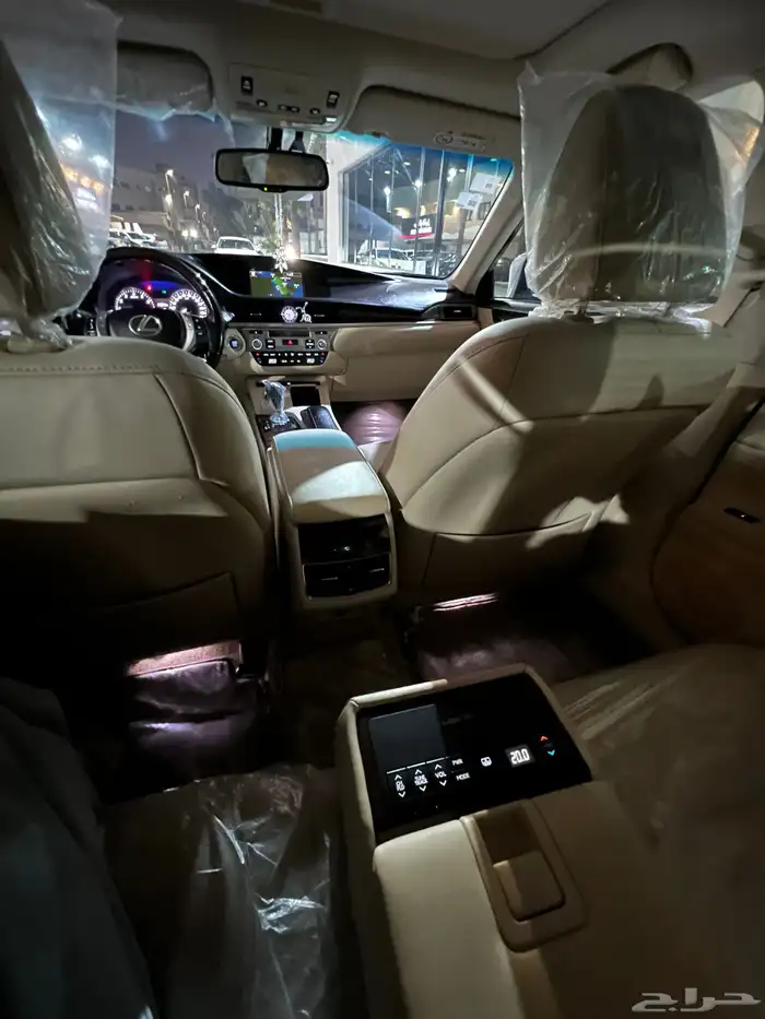 لكزس Es250 2015 28