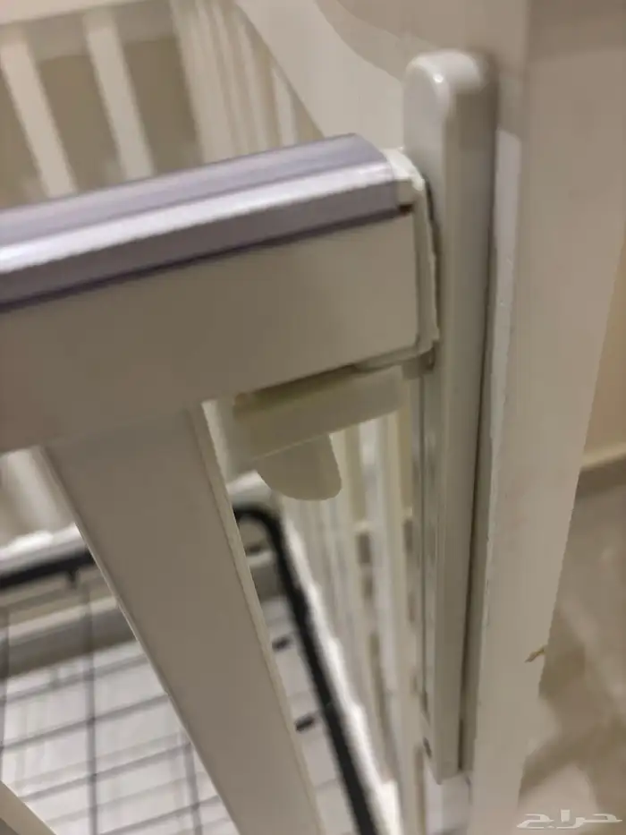 سرير بيبي خشب ابيض 1