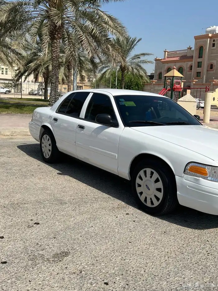 فورد فكتوريا 2011 0