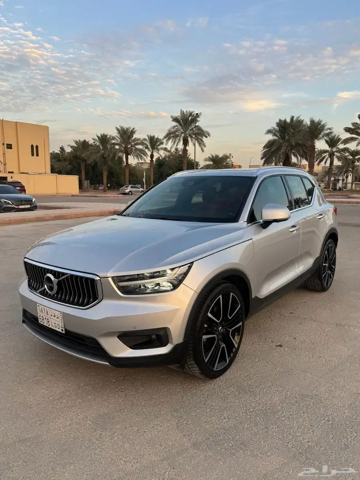 فولفو XC40 T5 Inscription اعلى فئة 0