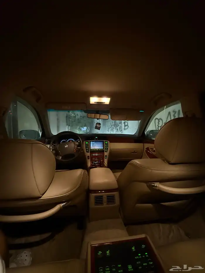 من الشرقيه الي الرياض 5 ركاب الركاب 150 وتساب فقط 0