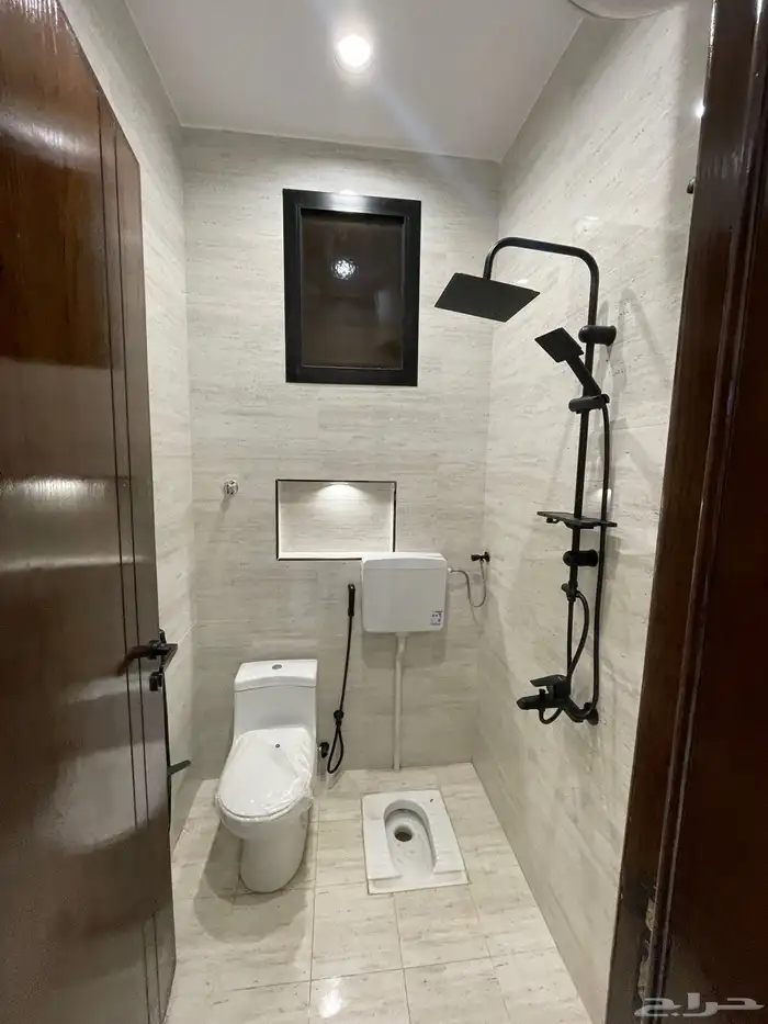 للبيع دور تمليك ارضي بمدخل سياره تشطيب ممتاز ابها حي الزهور 6