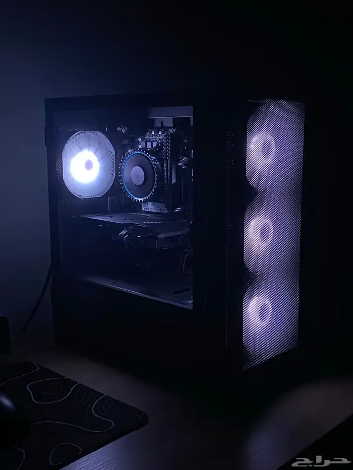 بي سي - كمبيوتر ألعاب جديد و نظيف مع شاشة و ماوس و كيبورد 0