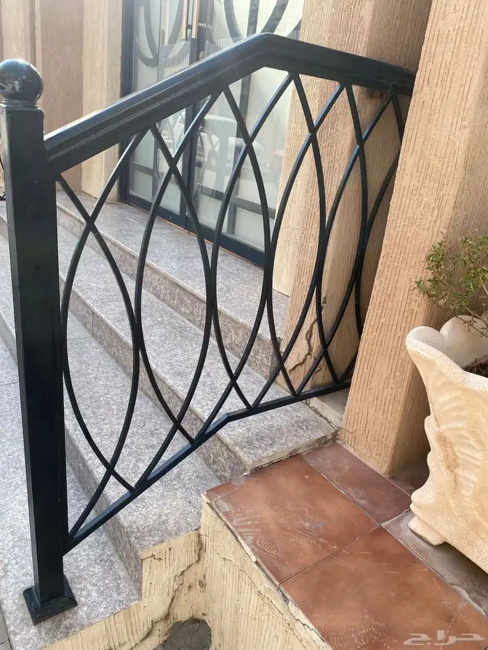 ورشة ومصنع حديد والمنيوم واستيل 53