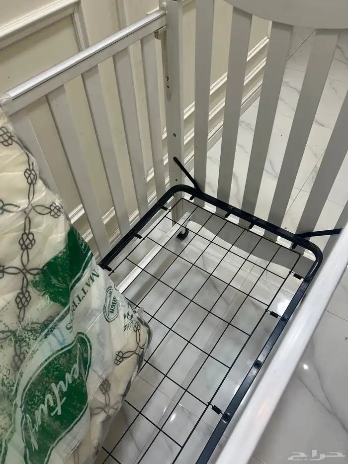 سرير مع مرتبه للبيع سعر البيع ( 200) نهائي 4