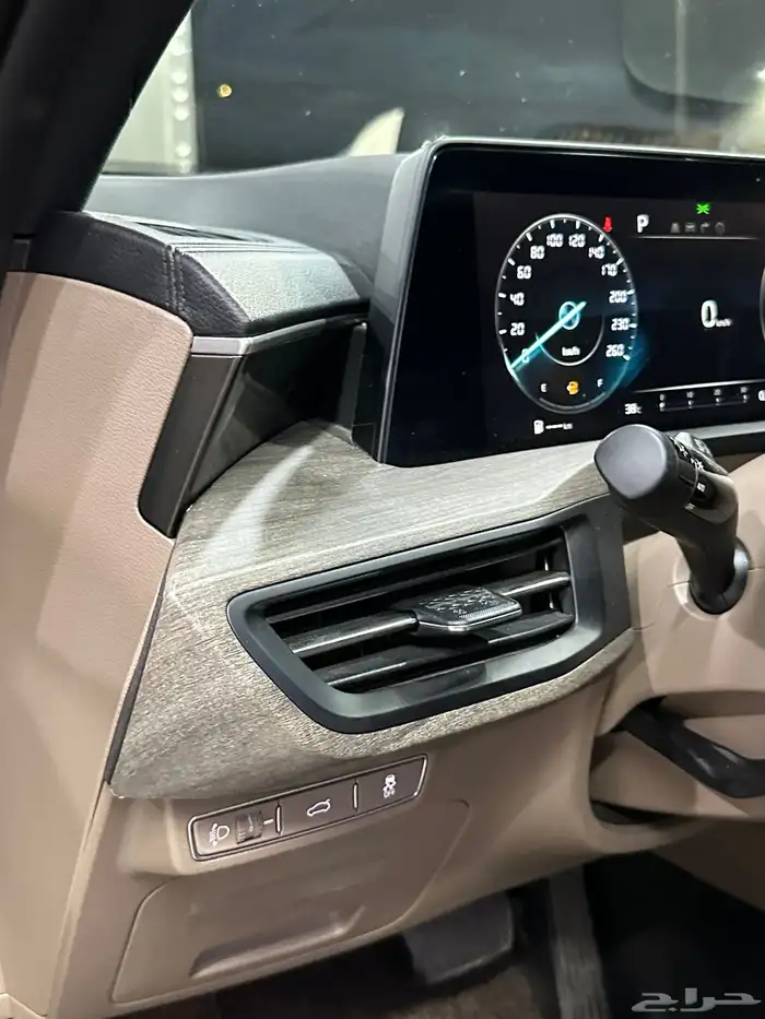 كيا K8 نص فل 2022 اسود لدى معرض(عبيد الرشيدي) 25