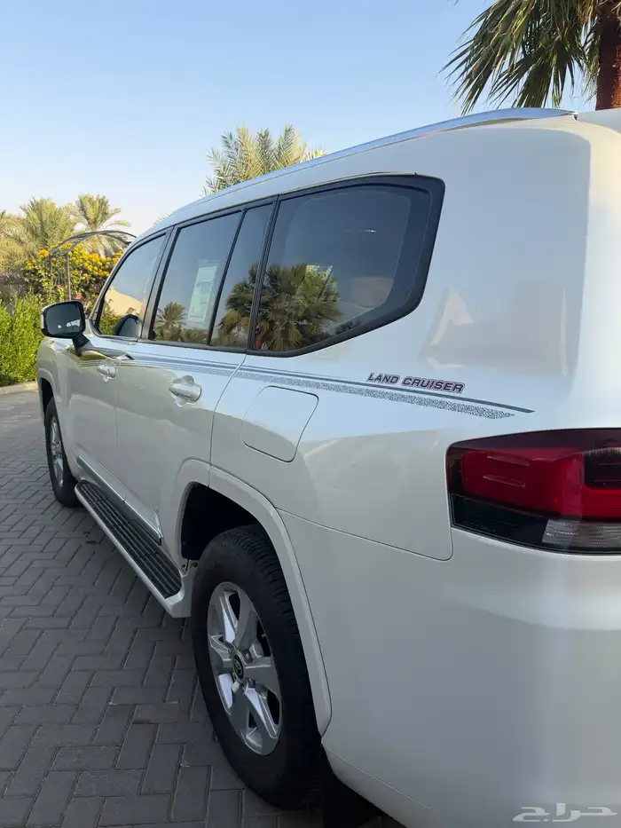 (تم البيع) لاندكروزر جكسار L2 ديزل 2022 13