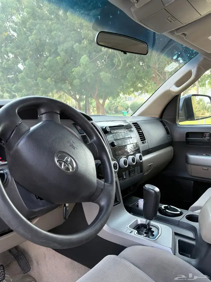 تويوتا سيكويا 2009 11