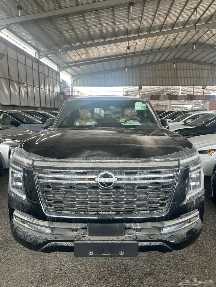 نيسان باترول بلاتينيوم V6 تنفس طبيعي 2026 اسود داخل جملي 1