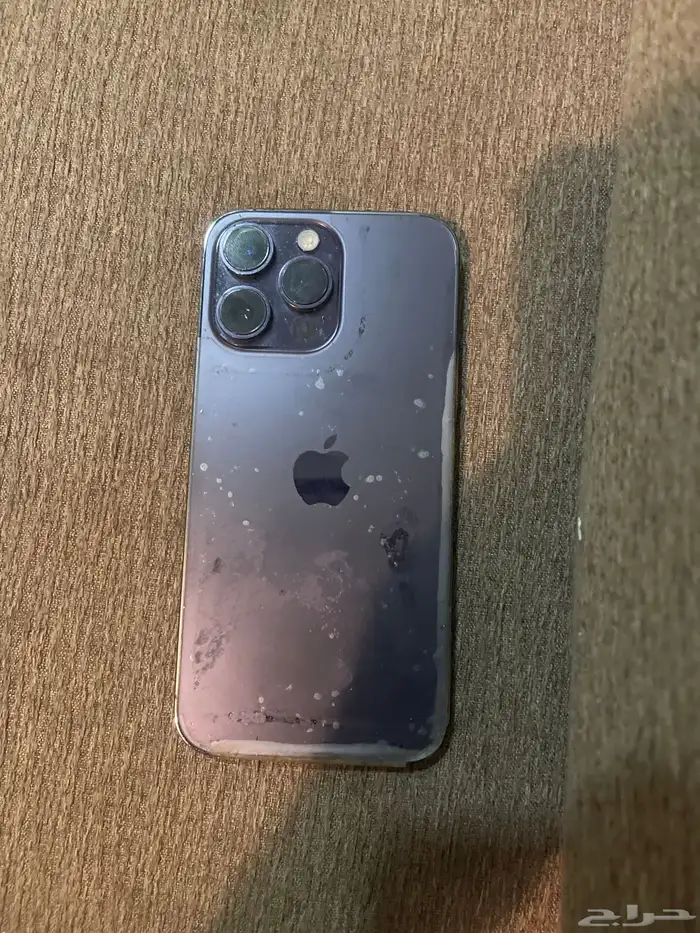 جوال ايفون برو ماكس 14 استخدام شخصي نظيف عليه عازل حراري 0