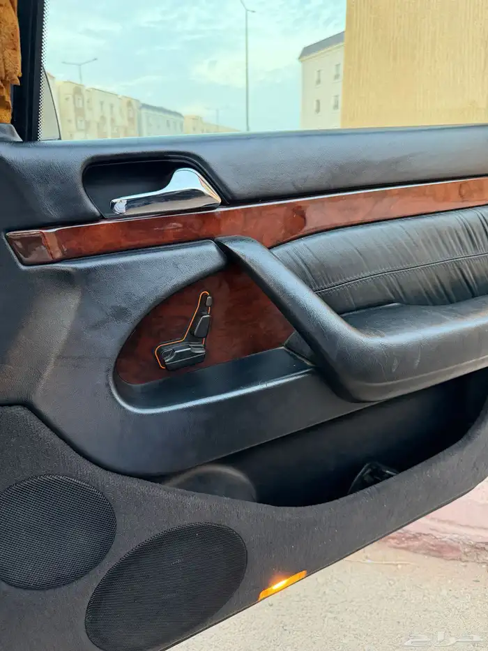 مرسيدس شبح موديل 97 مخزن نضيف جدا ممشى قليل وكاله 24