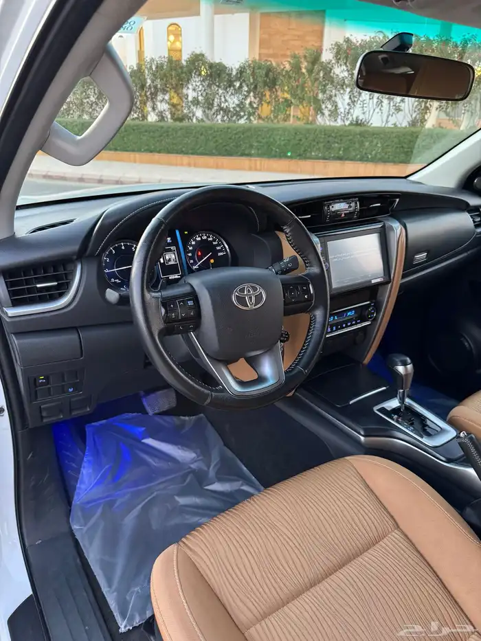 فورشنر 2023 6 سلندر VX سعودي 55