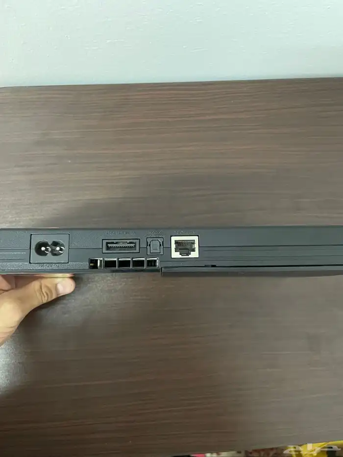 كنز عائلتي سوني 2 Slim مع جميع أغراضه وكرتونته 7