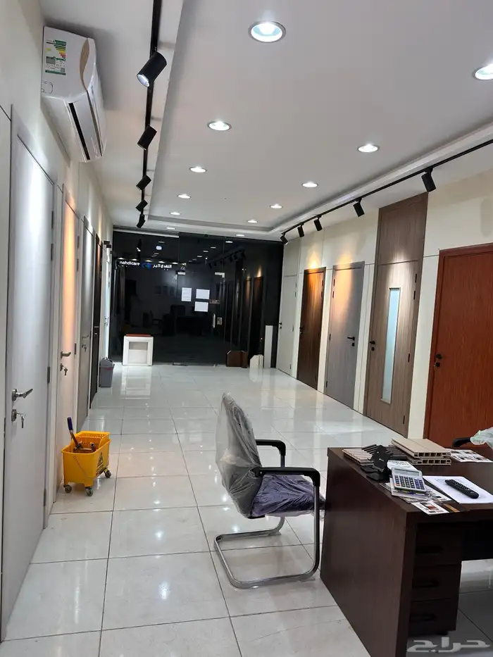 محل للتقبيل 4