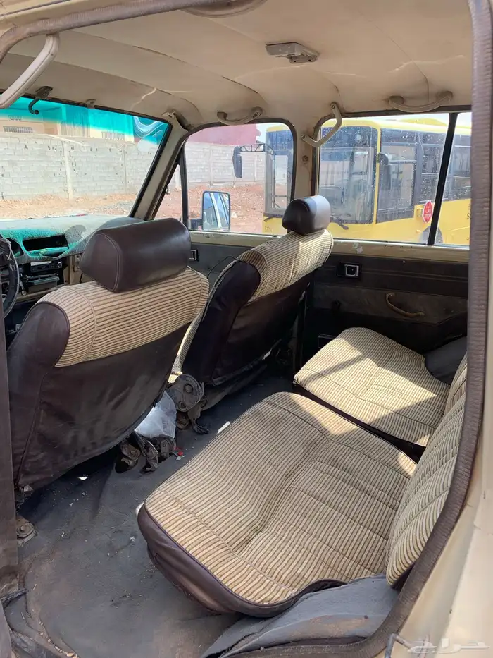 جيب لاندكروزر تايوتا مديل 1984 غير مجدد ولا مفحوص 5