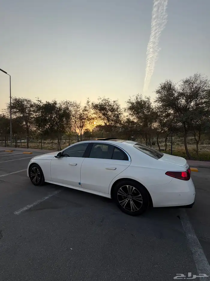 مرسيدس E CLASS 2024 2