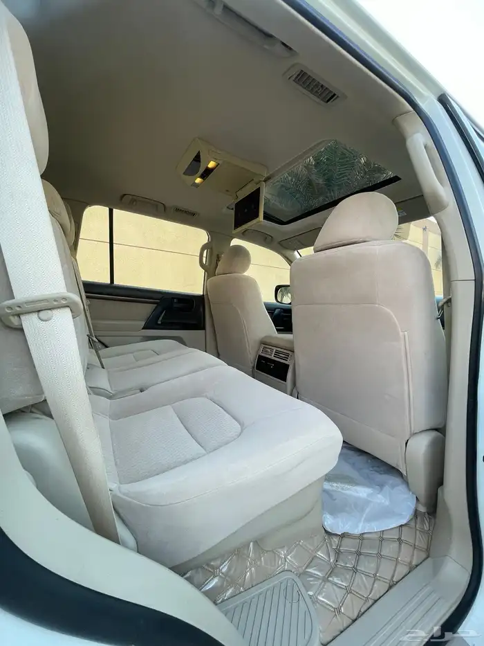 تويوتا- لاند كروزر-2019-GXR-ديزل- V8-قمه النظافه 38