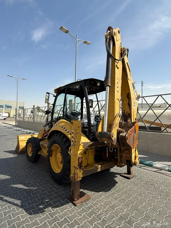 جي سي بي للبيع موديل 2008 معاه بطاقه جمروكيه 1