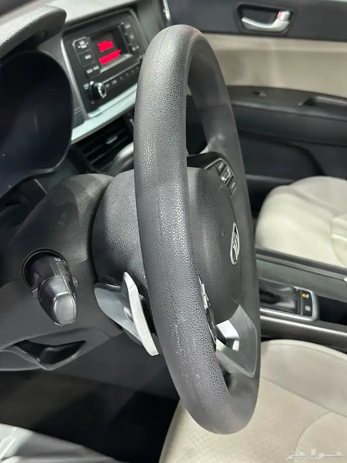 كيا اوبتيما 2020 لؤلؤي لدى معرض(عبيد الرشيدي) 26