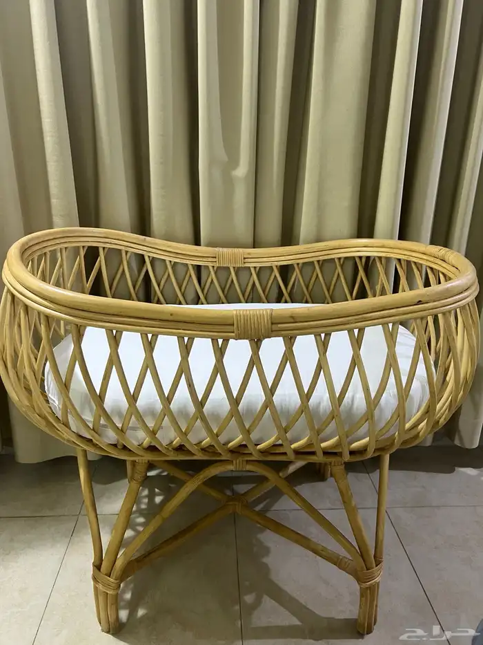 سرير مواليد 1