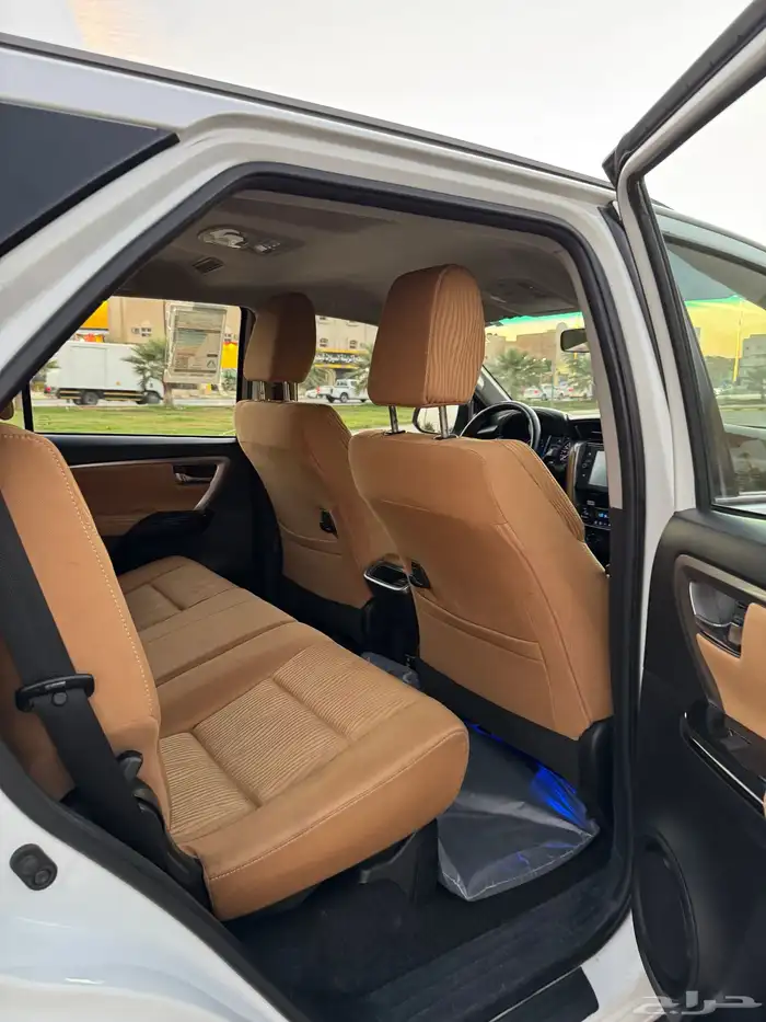 فورشنر 2023 6 سلندر VX سعودي 69