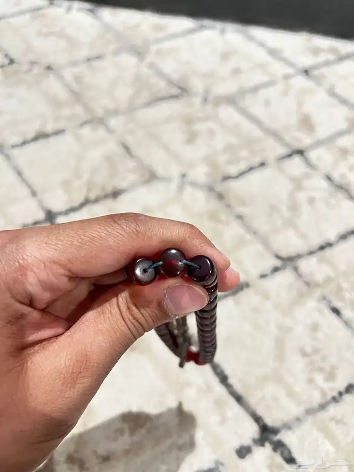 سبح احجار طبعيه وفضه عيار 1000 الوحده مسيومه 250 4