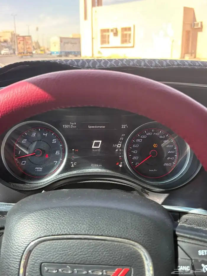 دوج SXT للبيع 7