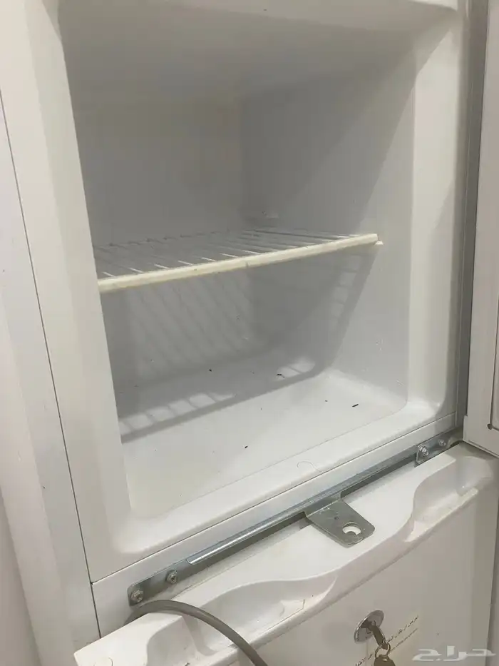 ثلاجه تبريد وتجميد 2