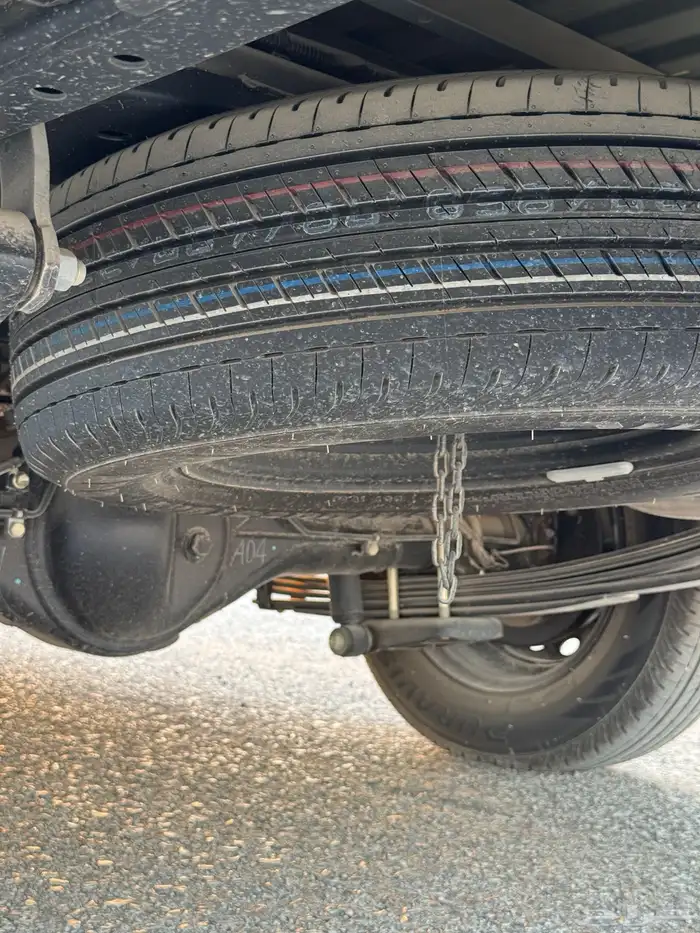 هايلوكس غماره 2023 فل كامل اصفار 39