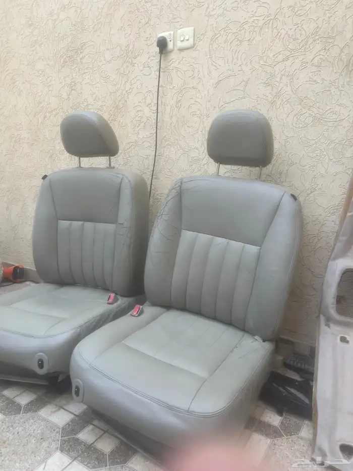 مراتب   تكايات فورد لينكولن تاون كار 2003 الى 2011 0