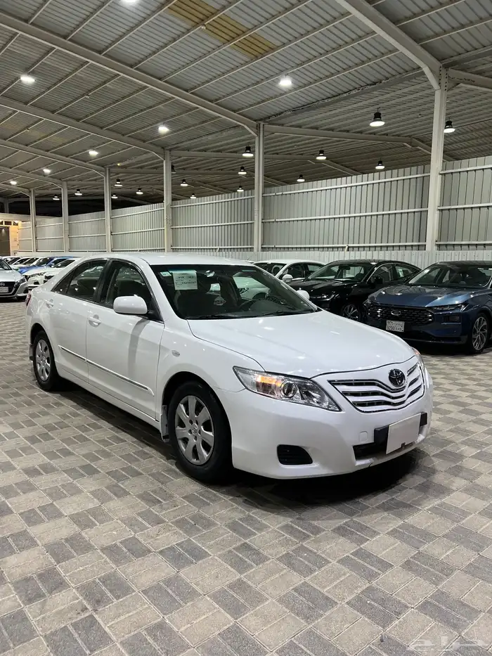 للبيع تويوتا كامري موديل 2011 0