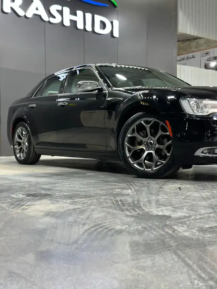 كرايزلر C300 نص فل 2021 هيمي V8 5.7 معرض(عبيد الرشيدي) 8