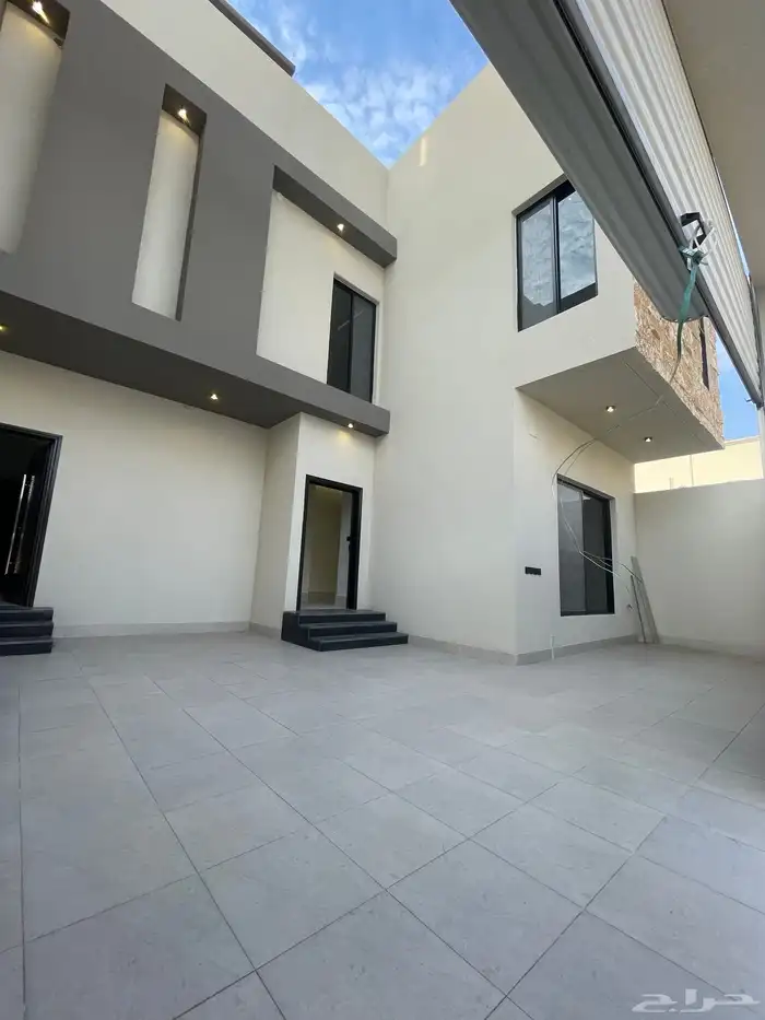 للبيع فيلا دوبلكس تشطيب راقي بحي الضيافه خميس مشيط 2